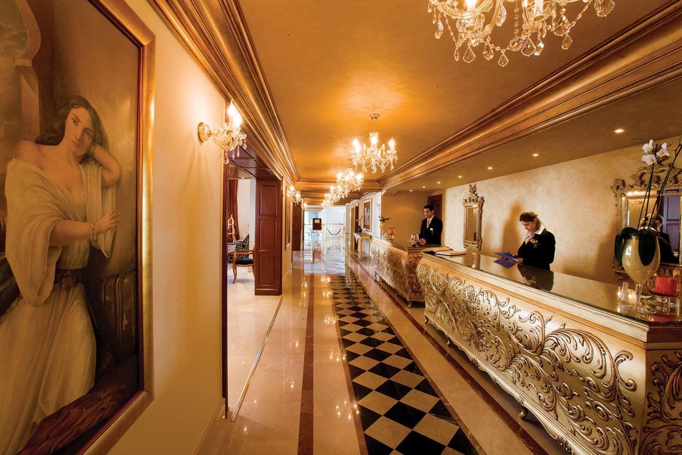 Grand Serai Congress And Spa Ioannina Exterior photo The lobby of the Taj Bengal
