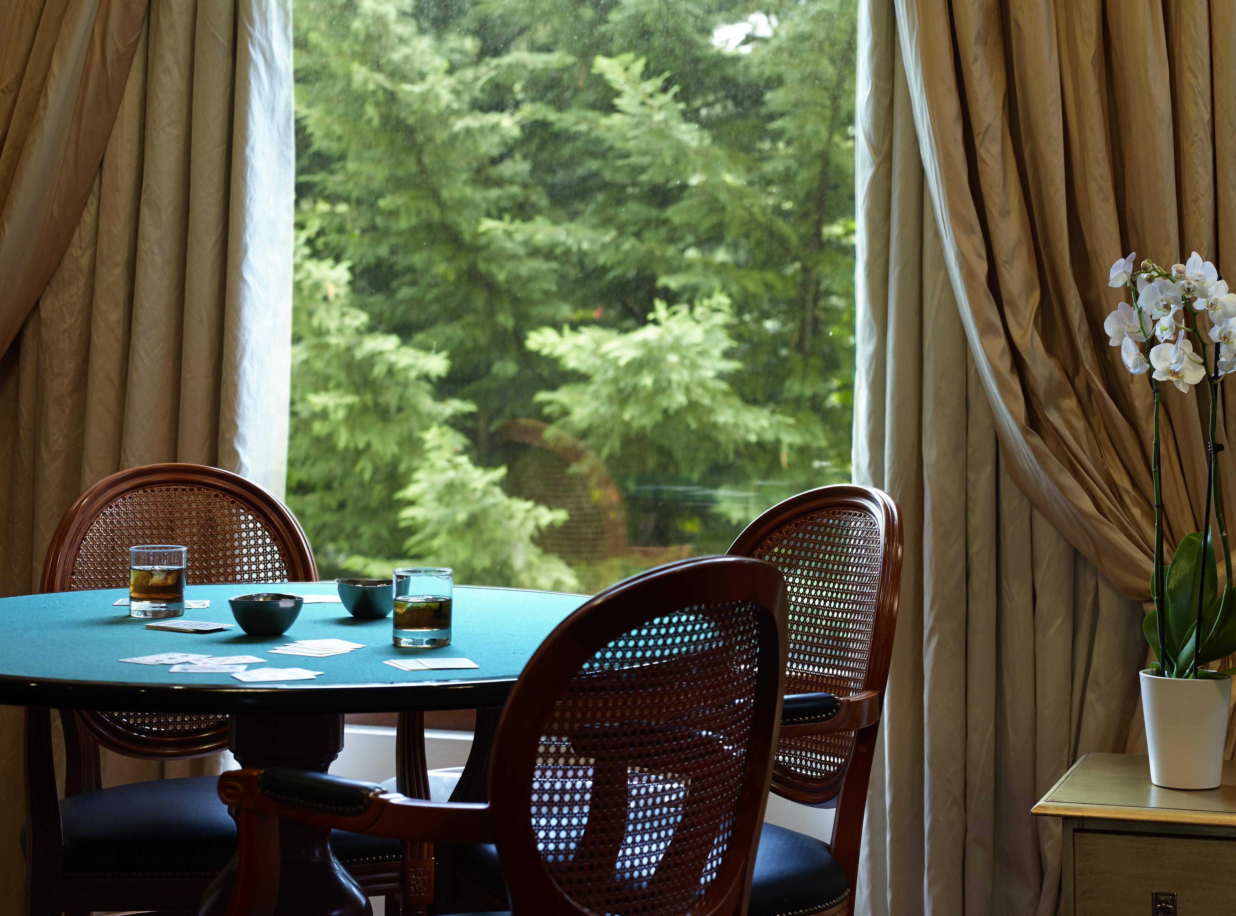 Grand Serai Congress And Spa Ioannina Exterior photo A view of the garden from the hotel