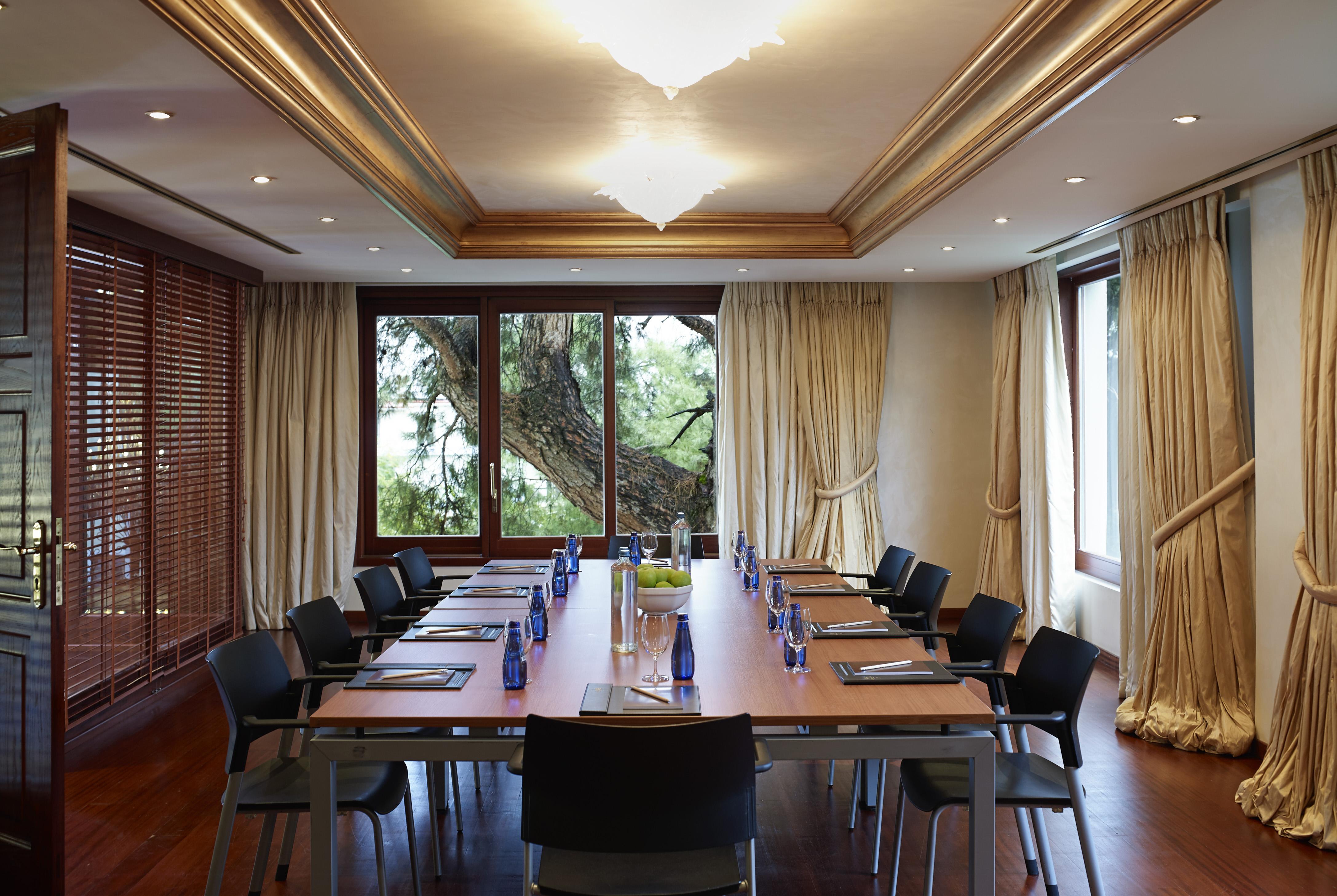 Grand Serai Congress And Spa Ioannina Exterior photo Meeting room